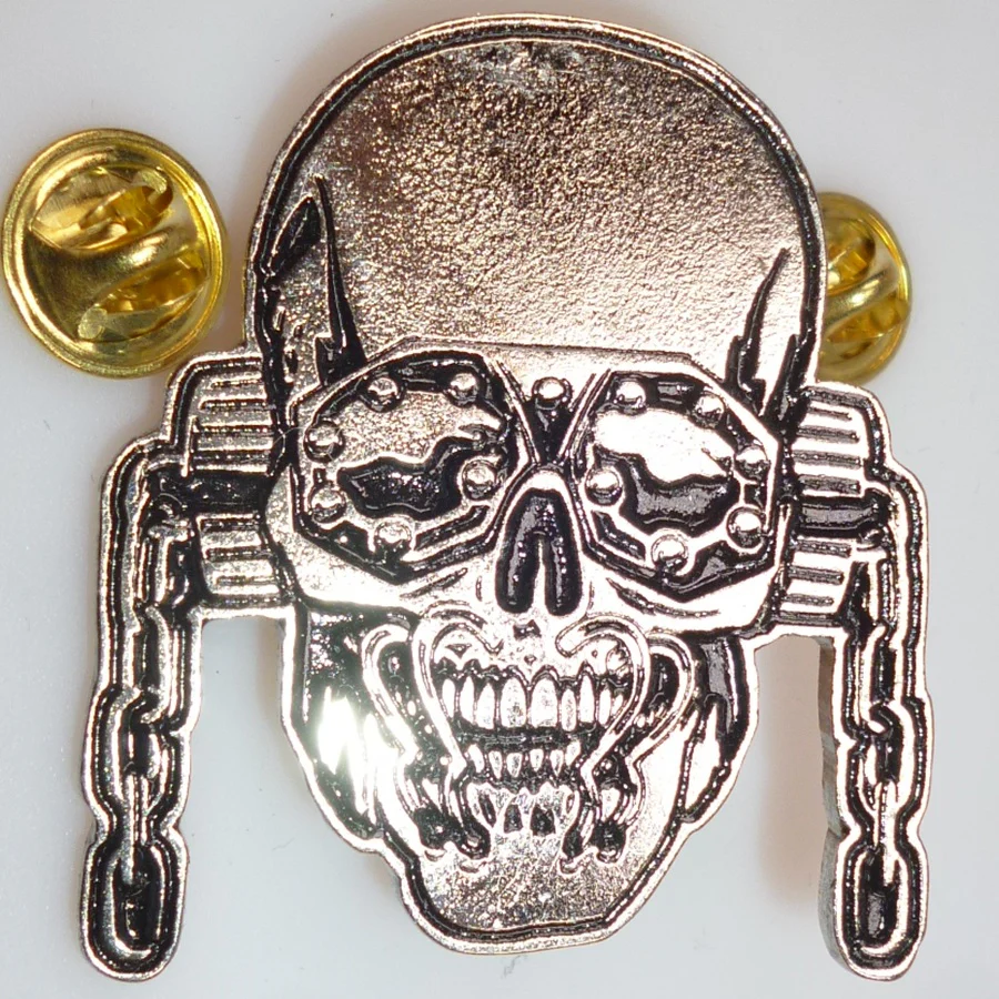 Megadeth | Pin Badge Vic Rattlehead - Image 2