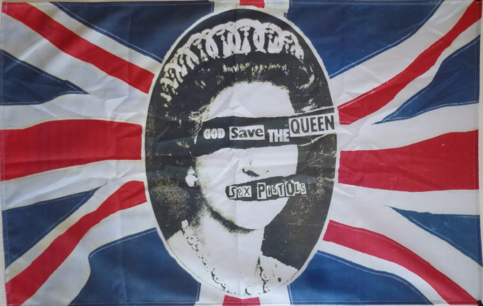 Sex Pistols | God Save The Queen Raz Flag - Image 3